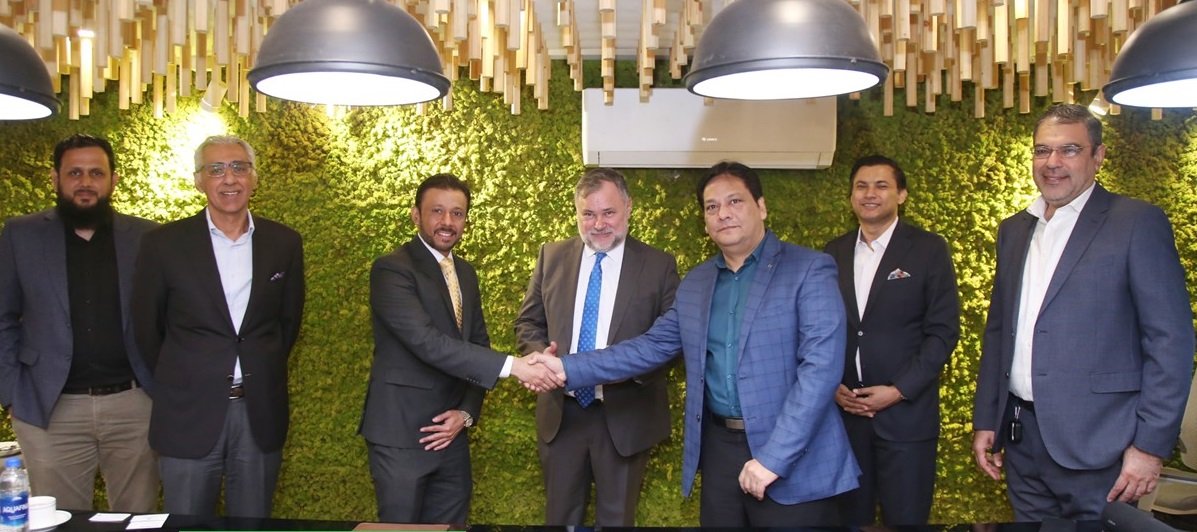 Schneider Electric DrivesE-Mobility in Pakistan